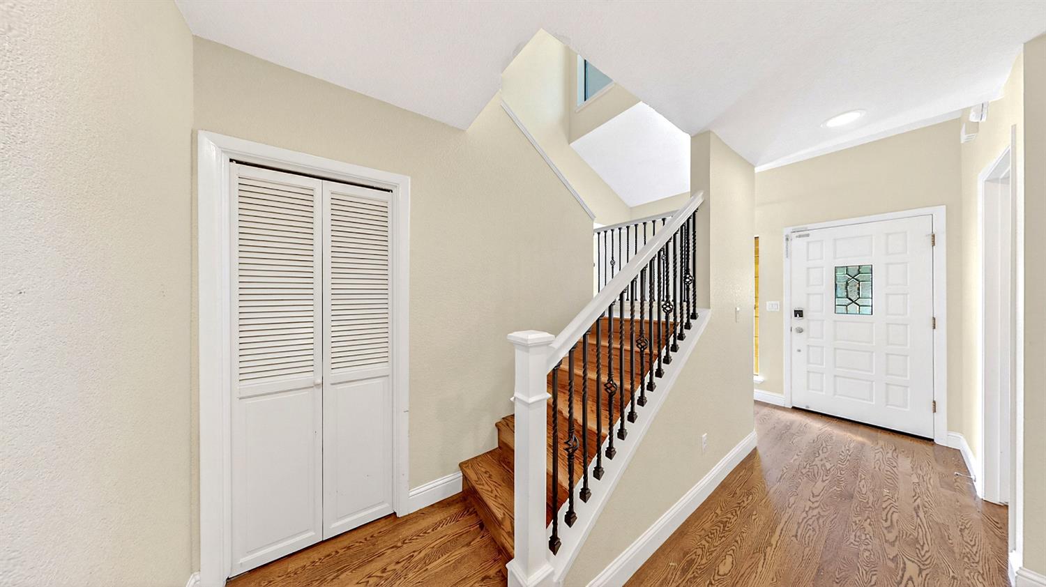 1174 River Bluff Dr, Oakdale, CA 95361
