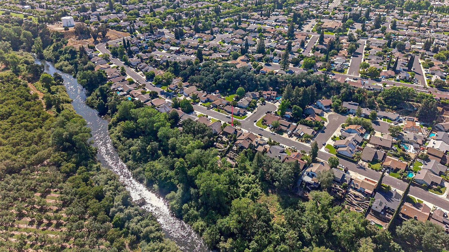 1174 River Bluff Dr, Oakdale, CA 95361