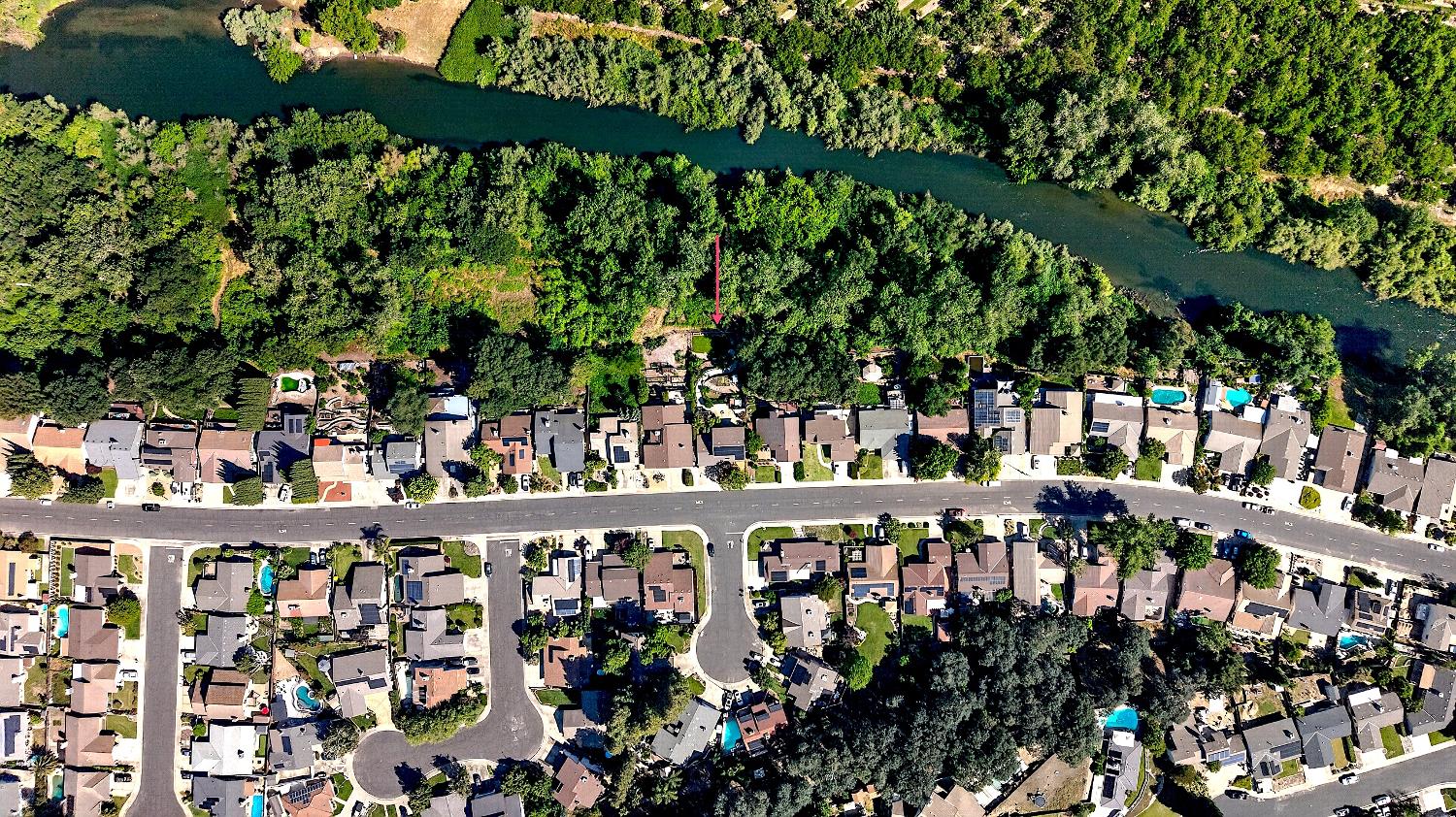 1174 River Bluff Dr, Oakdale, CA 95361