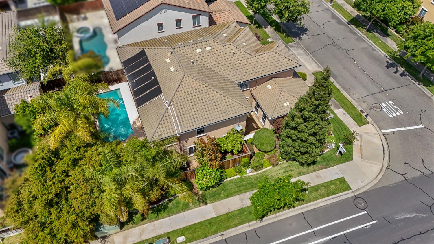 574 Mustang Dr, Oakdale, CA 95361