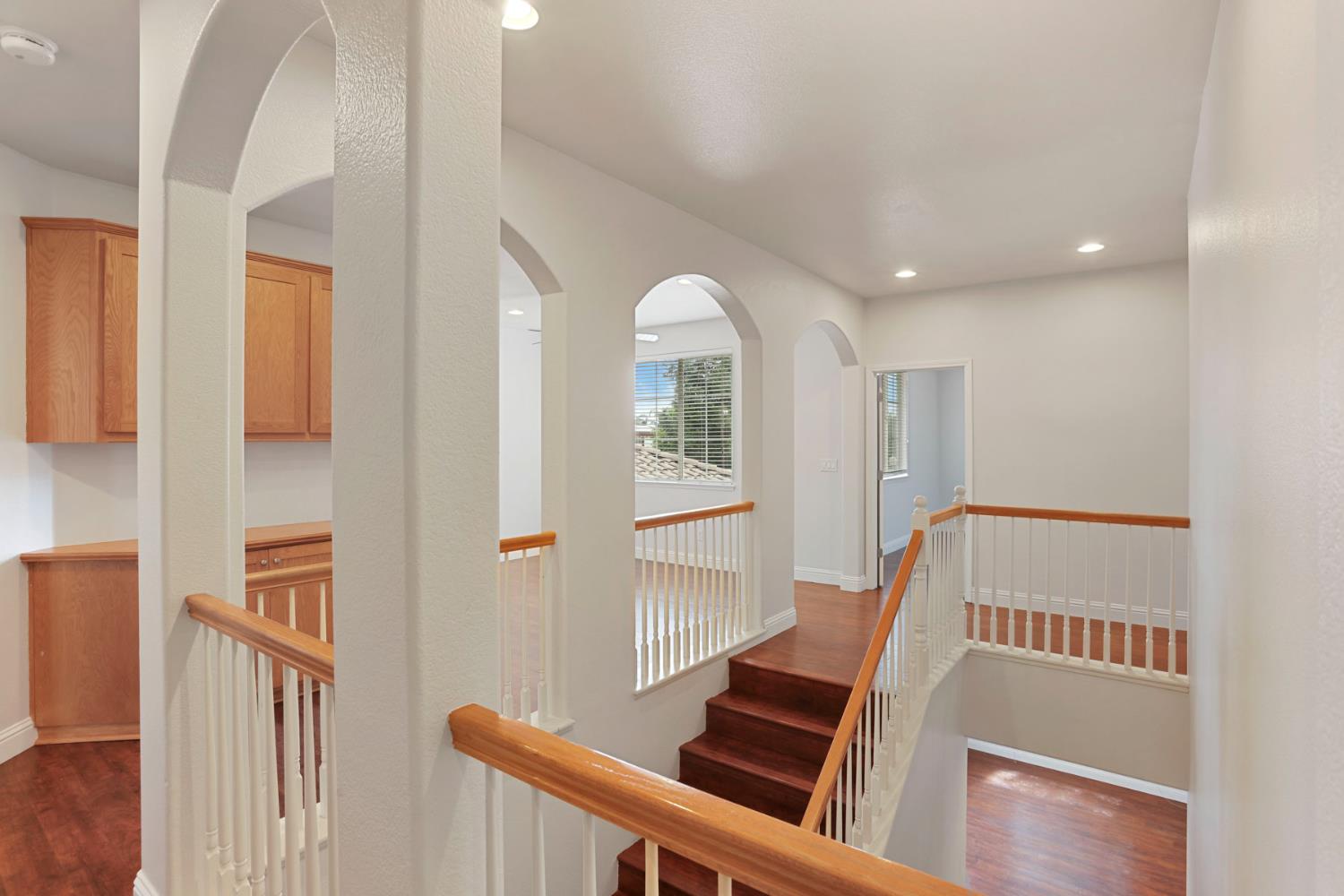 574 Mustang Dr, Oakdale, CA 95361