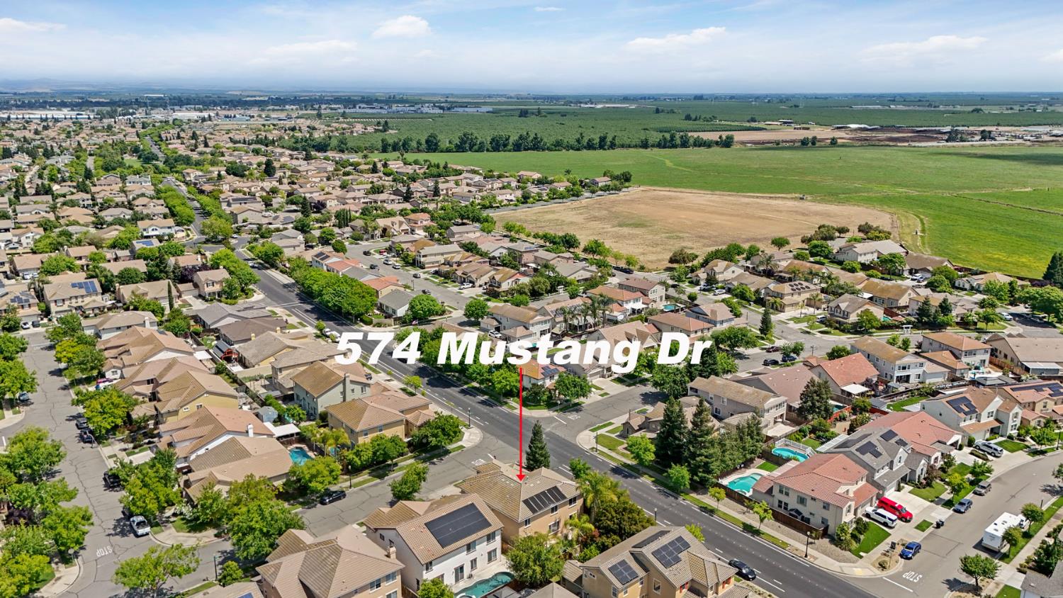 574 Mustang Dr, Oakdale, CA 95361
