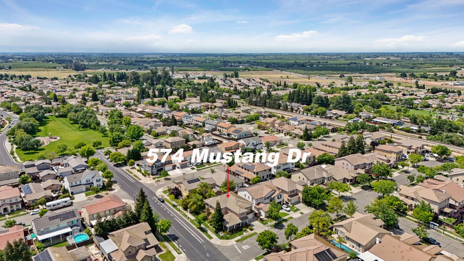 574 Mustang Dr, Oakdale, CA 95361