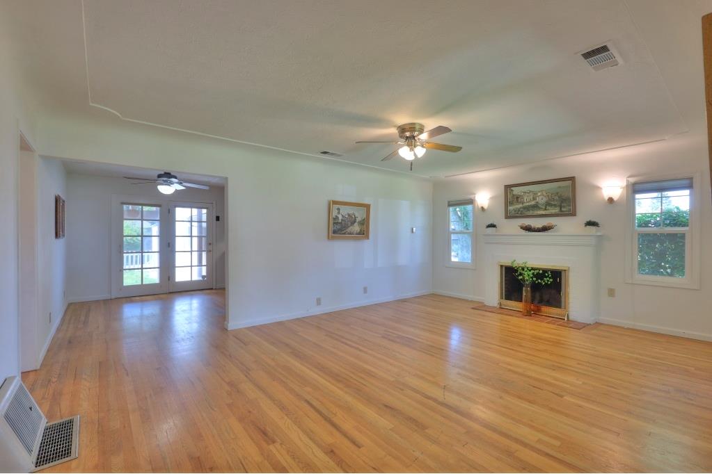 1713 Albany Ave, Modesto, CA 95350