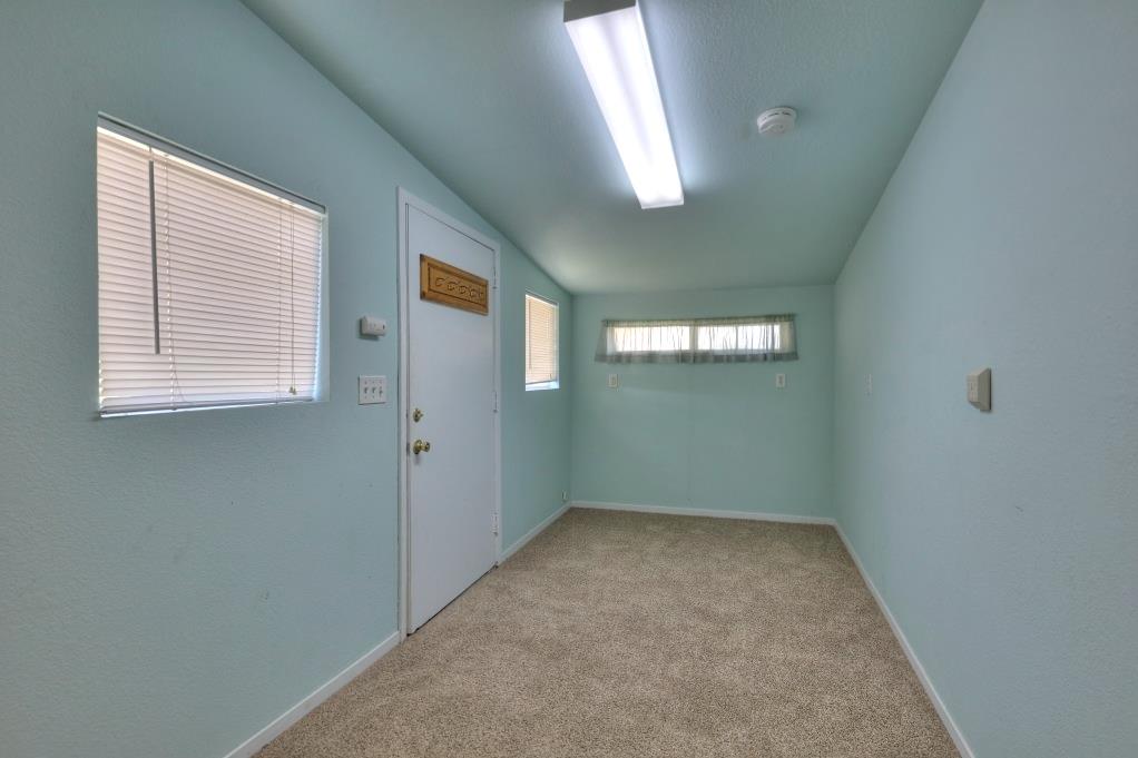 1713 Albany Ave, Modesto, CA 95350