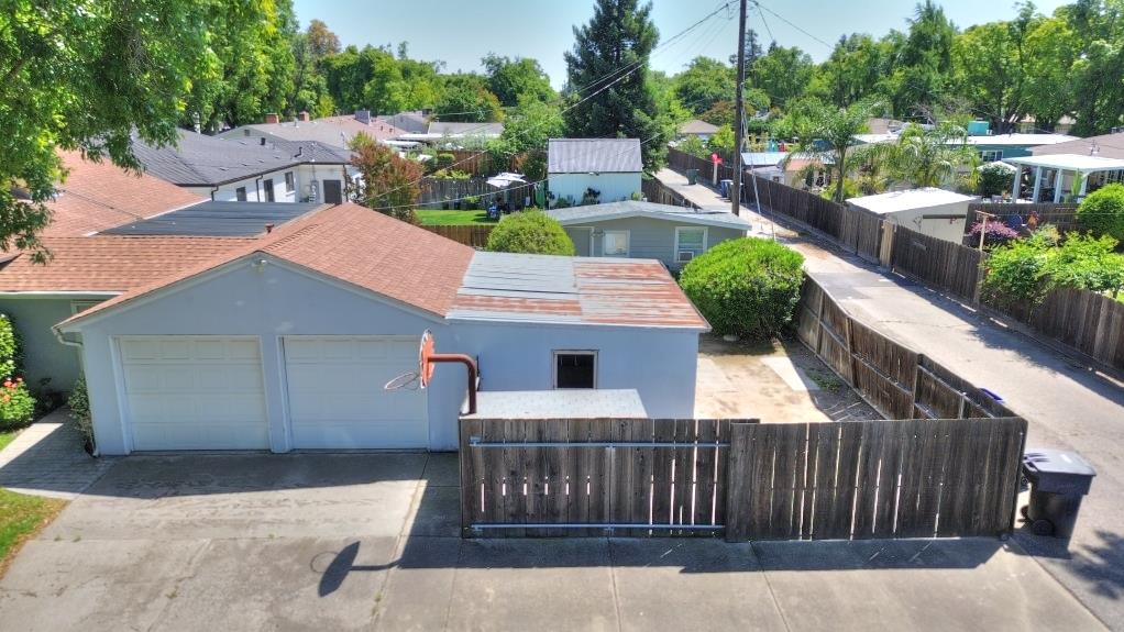 1713 Albany Ave, Modesto, CA 95350