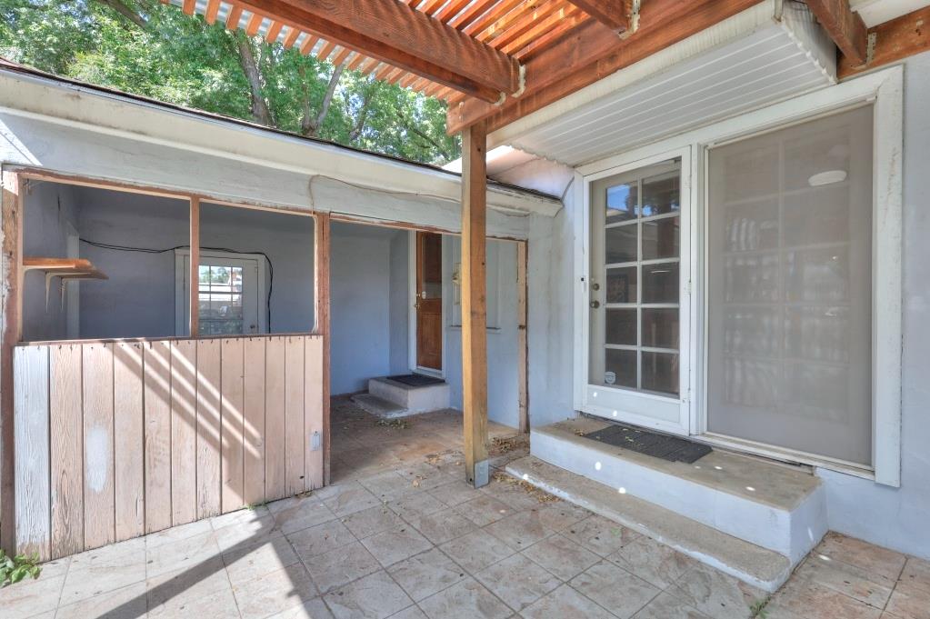 1713 Albany Ave, Modesto, CA 95350