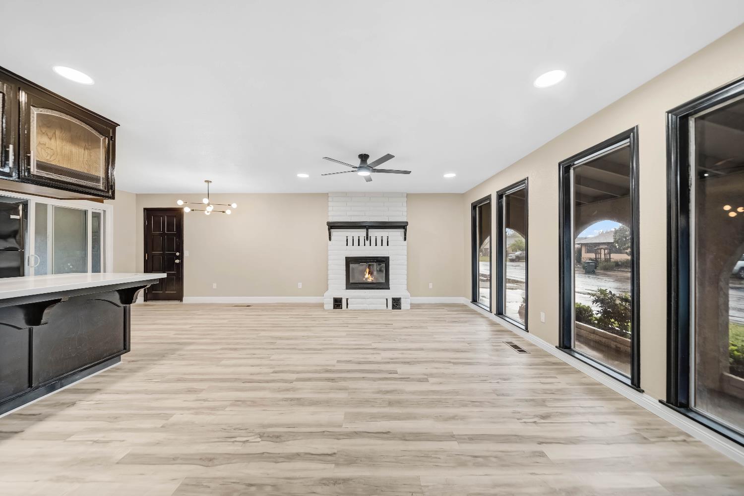 430 Becky Way, Waterford, CA 95386