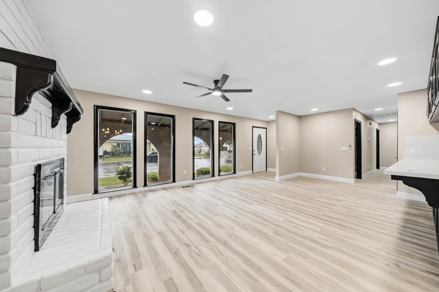 430 Becky Way, Waterford, CA 95386