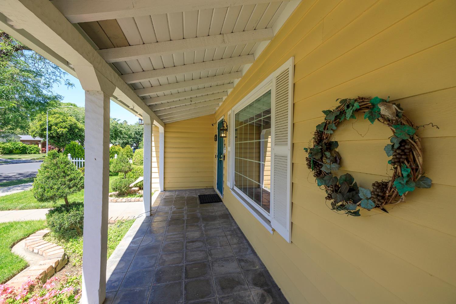 225 Fresno Ave, Modesto, CA 95351