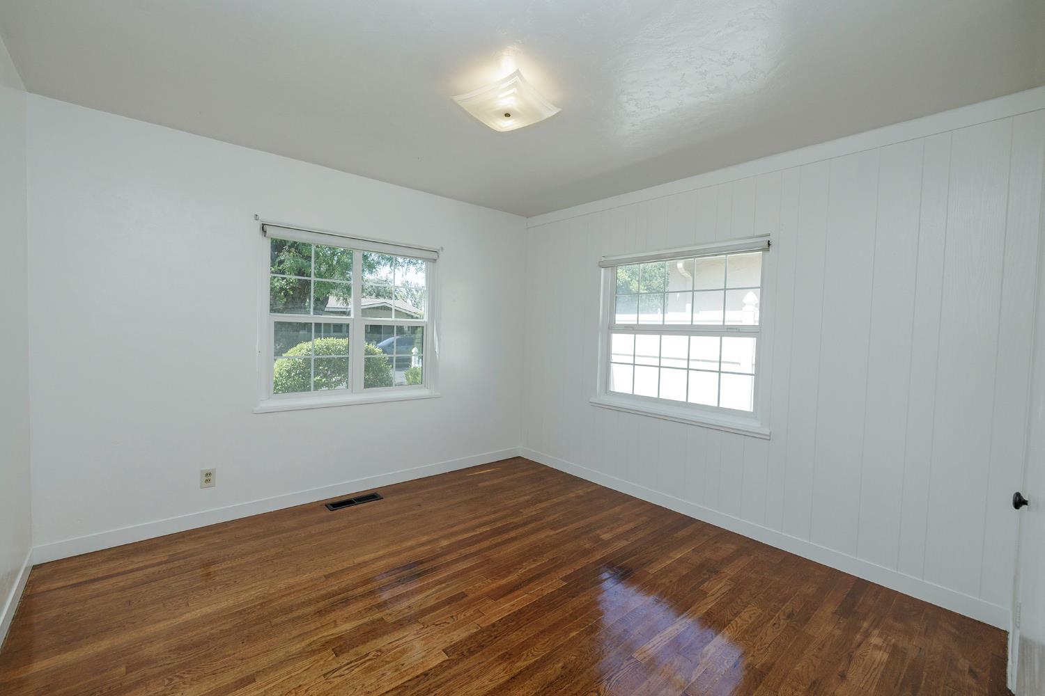 225 Fresno Ave, Modesto, CA 95351