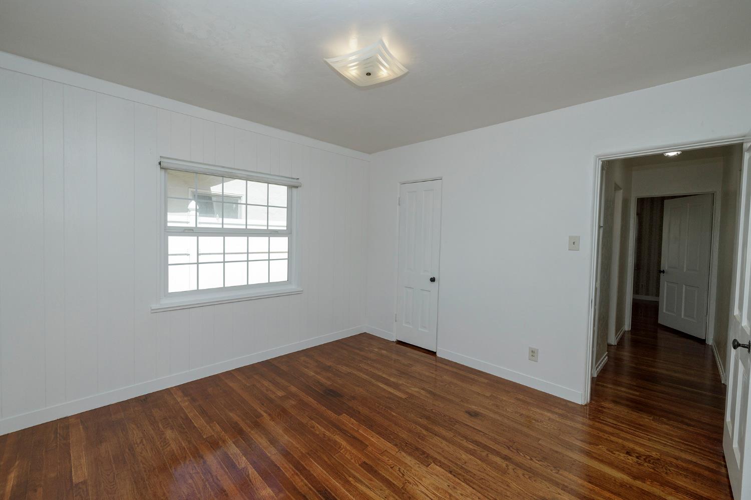 225 Fresno Ave, Modesto, CA 95351