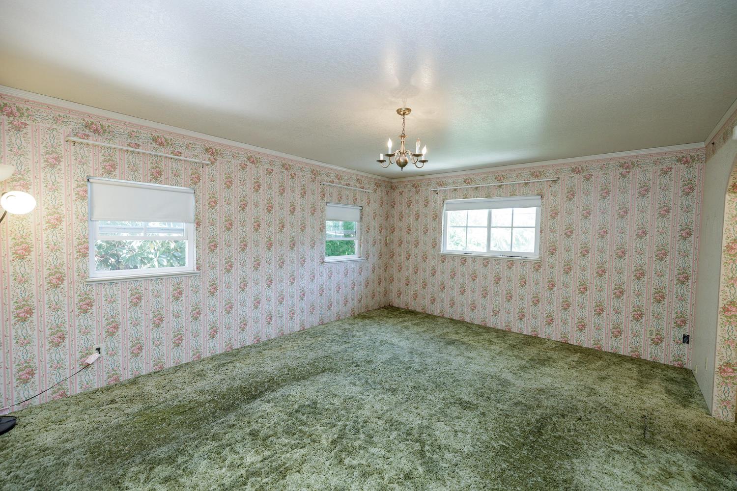 225 Fresno Ave, Modesto, CA 95351