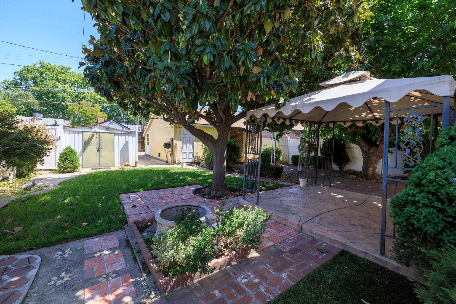 225 Fresno Ave, Modesto, CA 95351