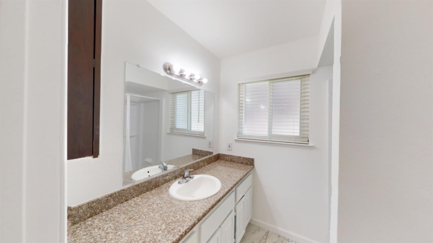 3279 Cherokee Ave, Merced, CA 95340