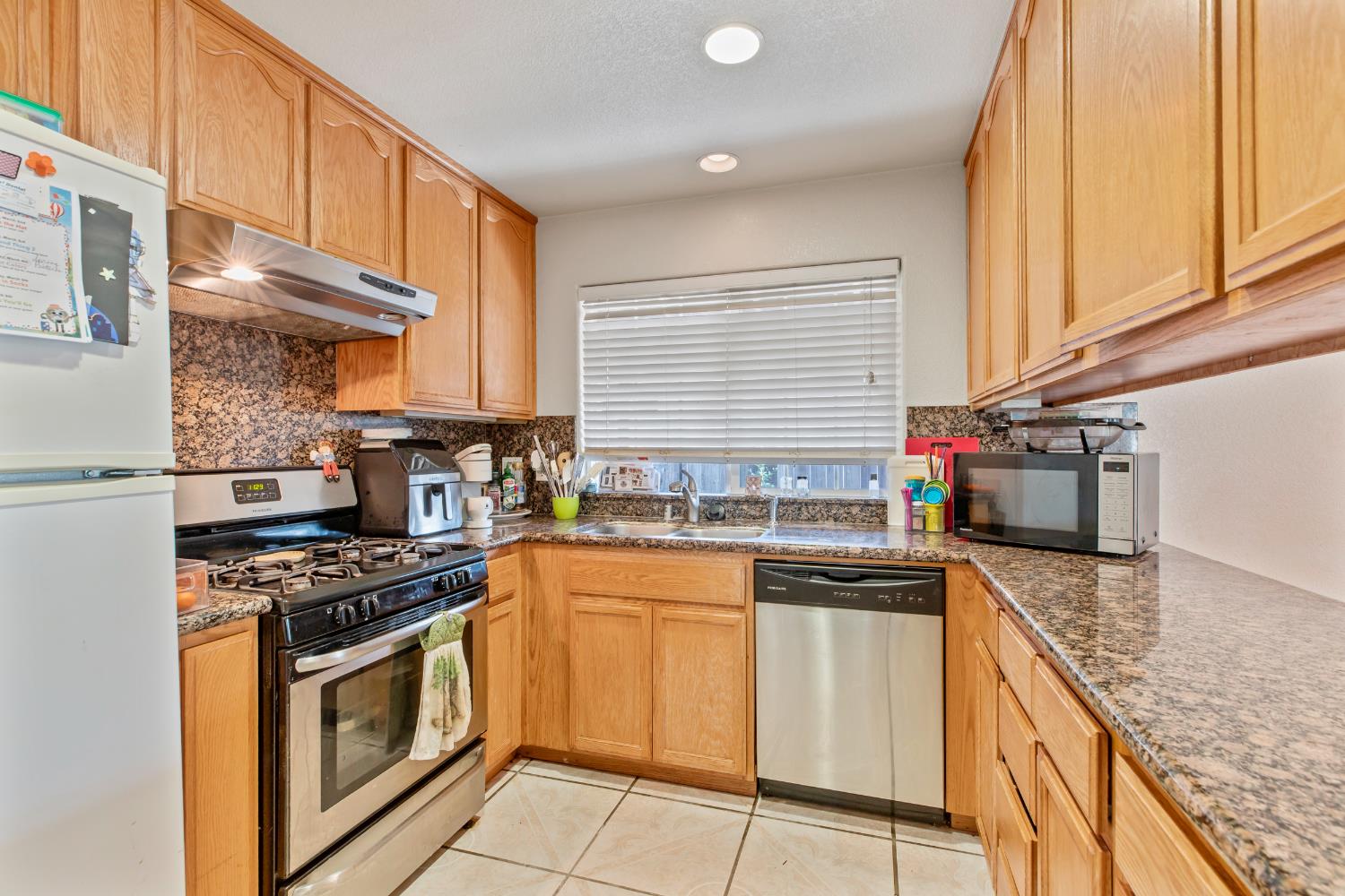 2106 Silverock Rd, Riverbank, CA 95367