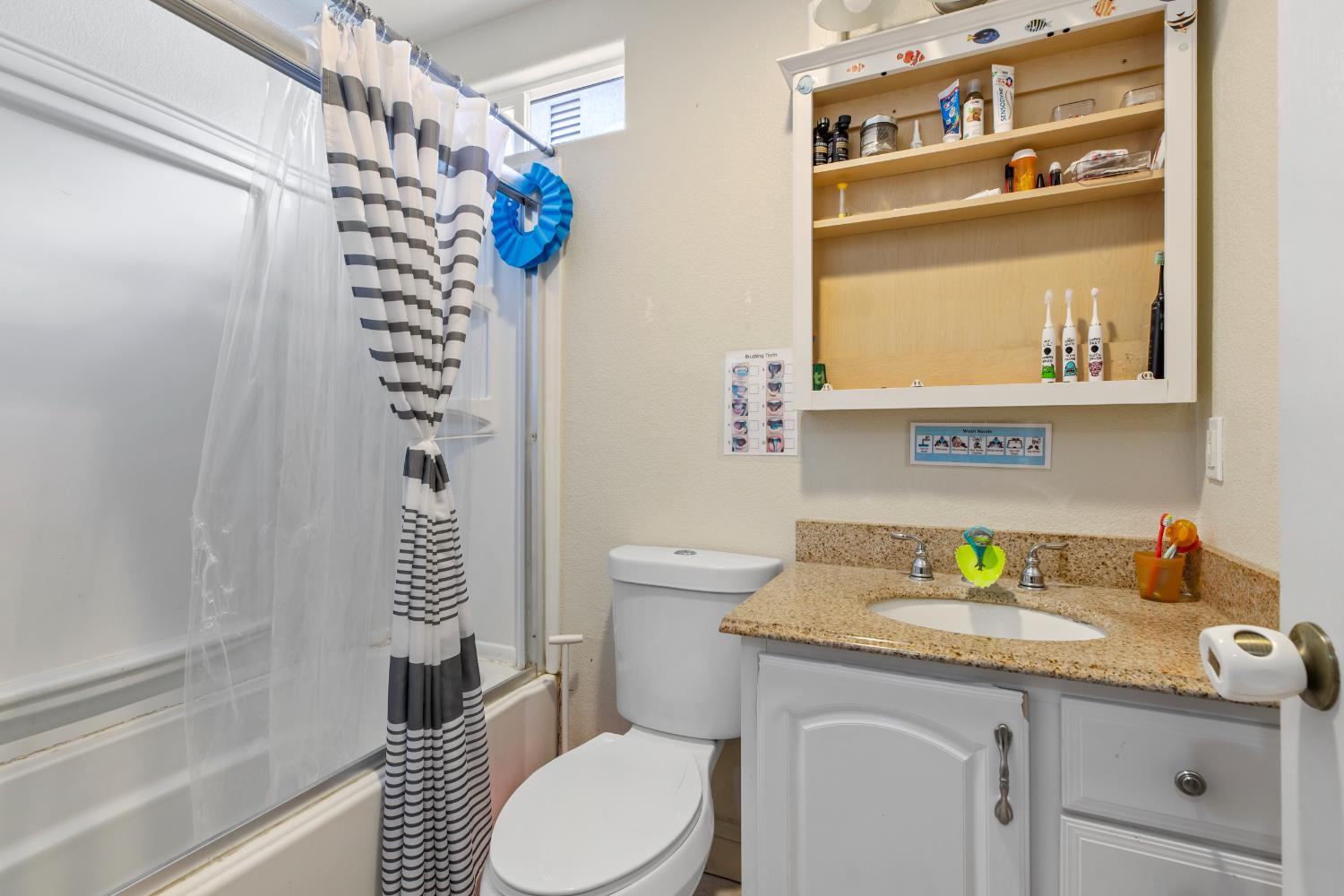 2106 Silverock Rd, Riverbank, CA 95367