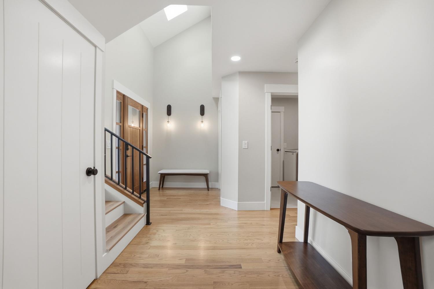 909 Opal Ln, Ripon, CA 95366
