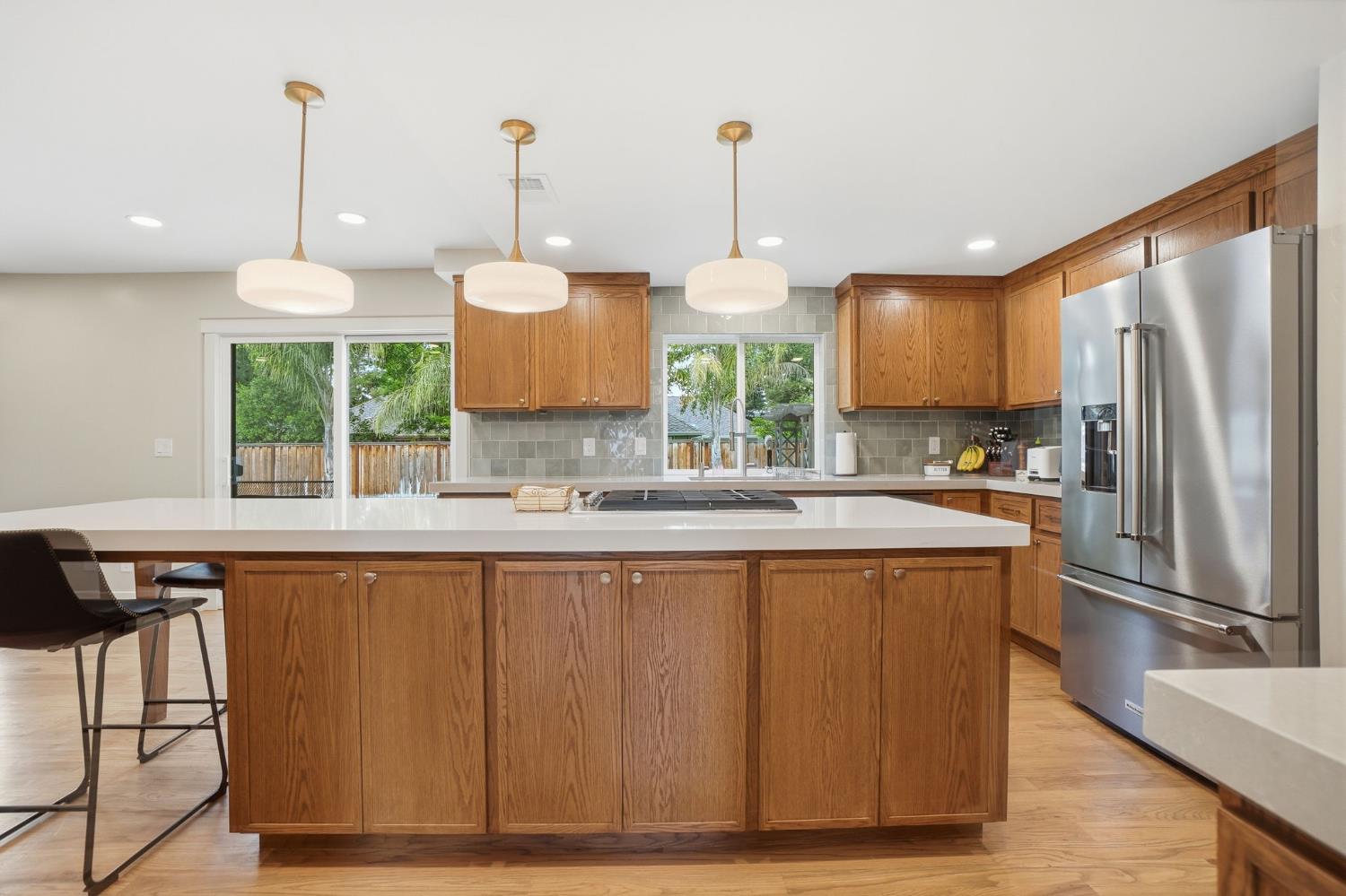 909 Opal Ln, Ripon, CA 95366
