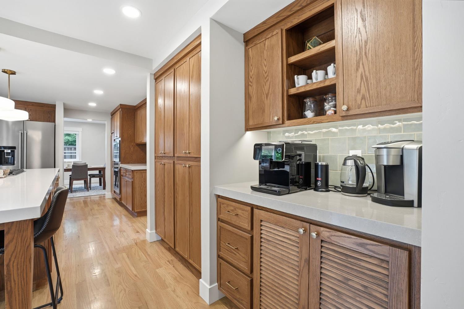 909 Opal Ln, Ripon, CA 95366