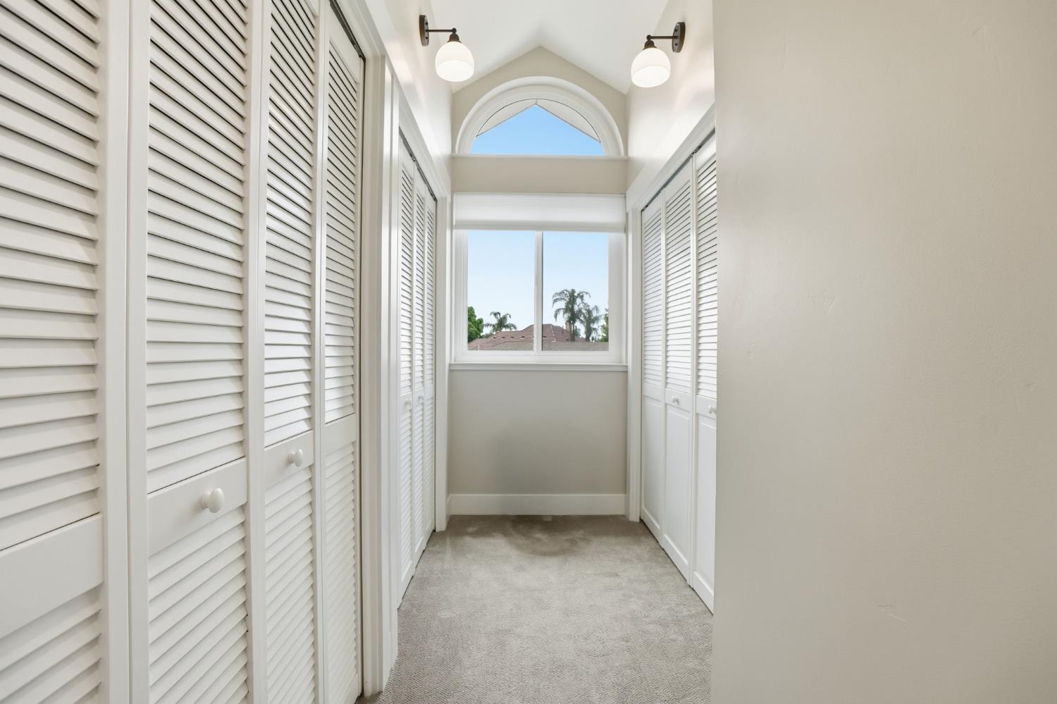 909 Opal Ln, Ripon, CA 95366