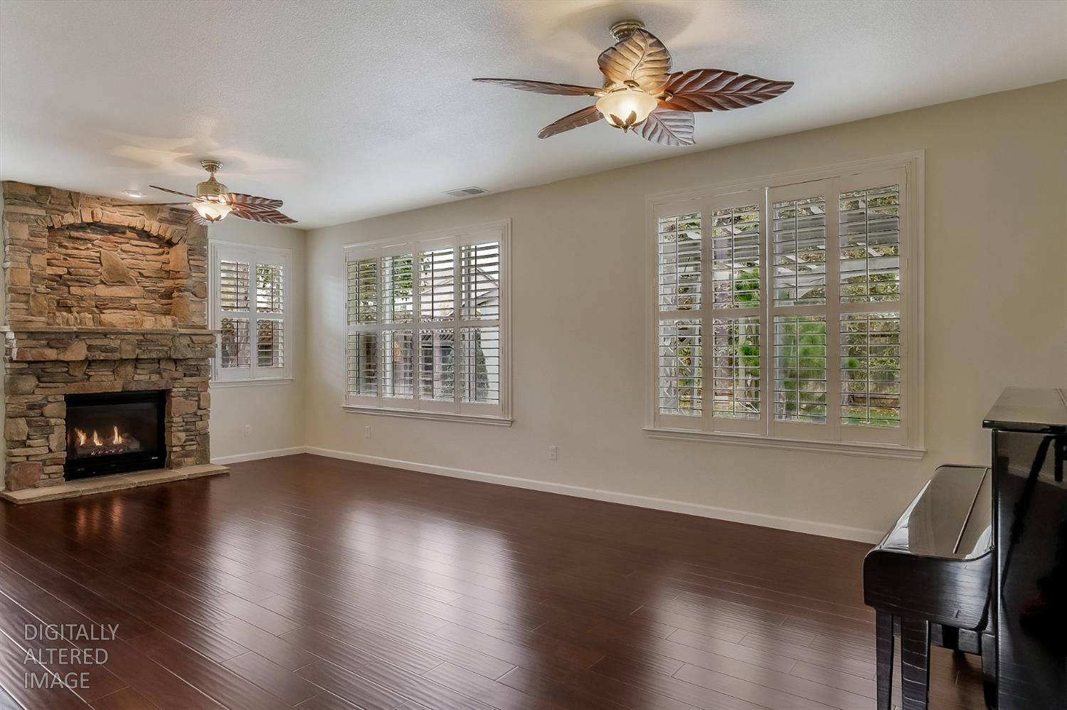 379 John Kamps Way, Ripon, CA 95366