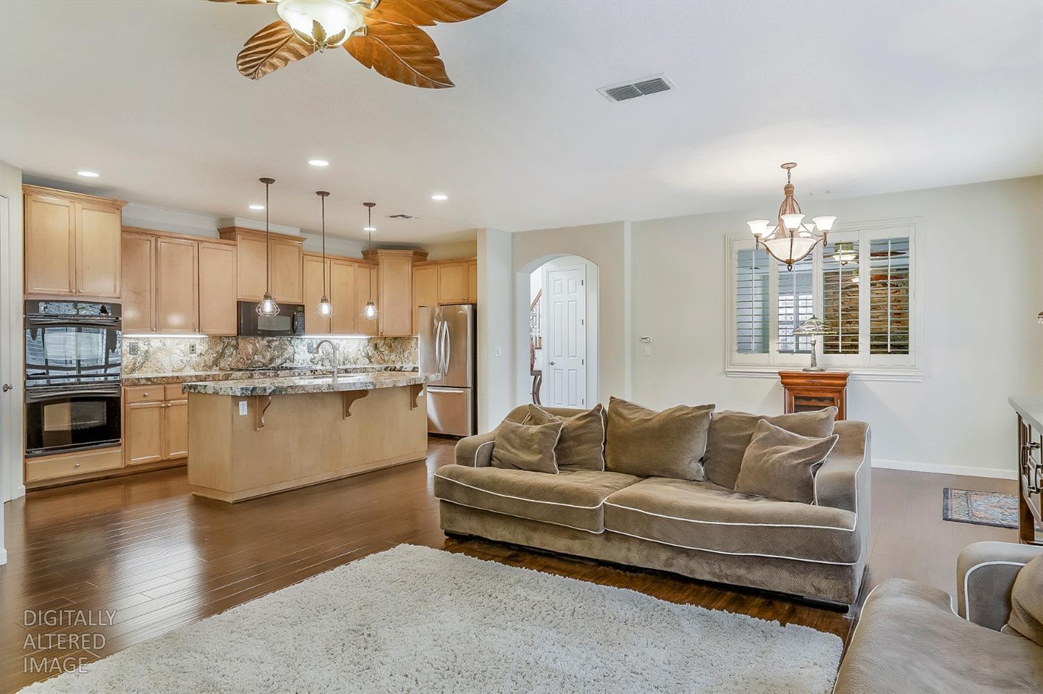 379 John Kamps Way, Ripon, CA 95366