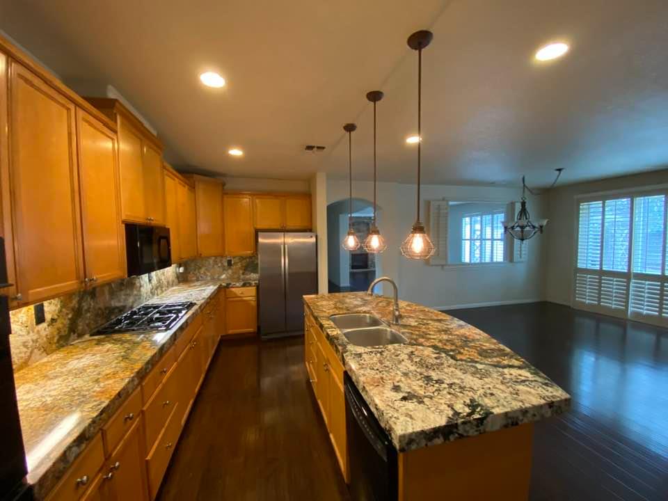 379 John Kamps Way, Ripon, CA 95366