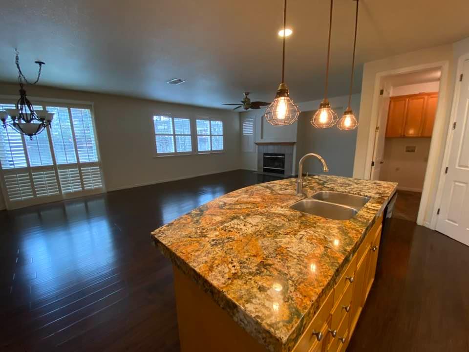 379 John Kamps Way, Ripon, CA 95366