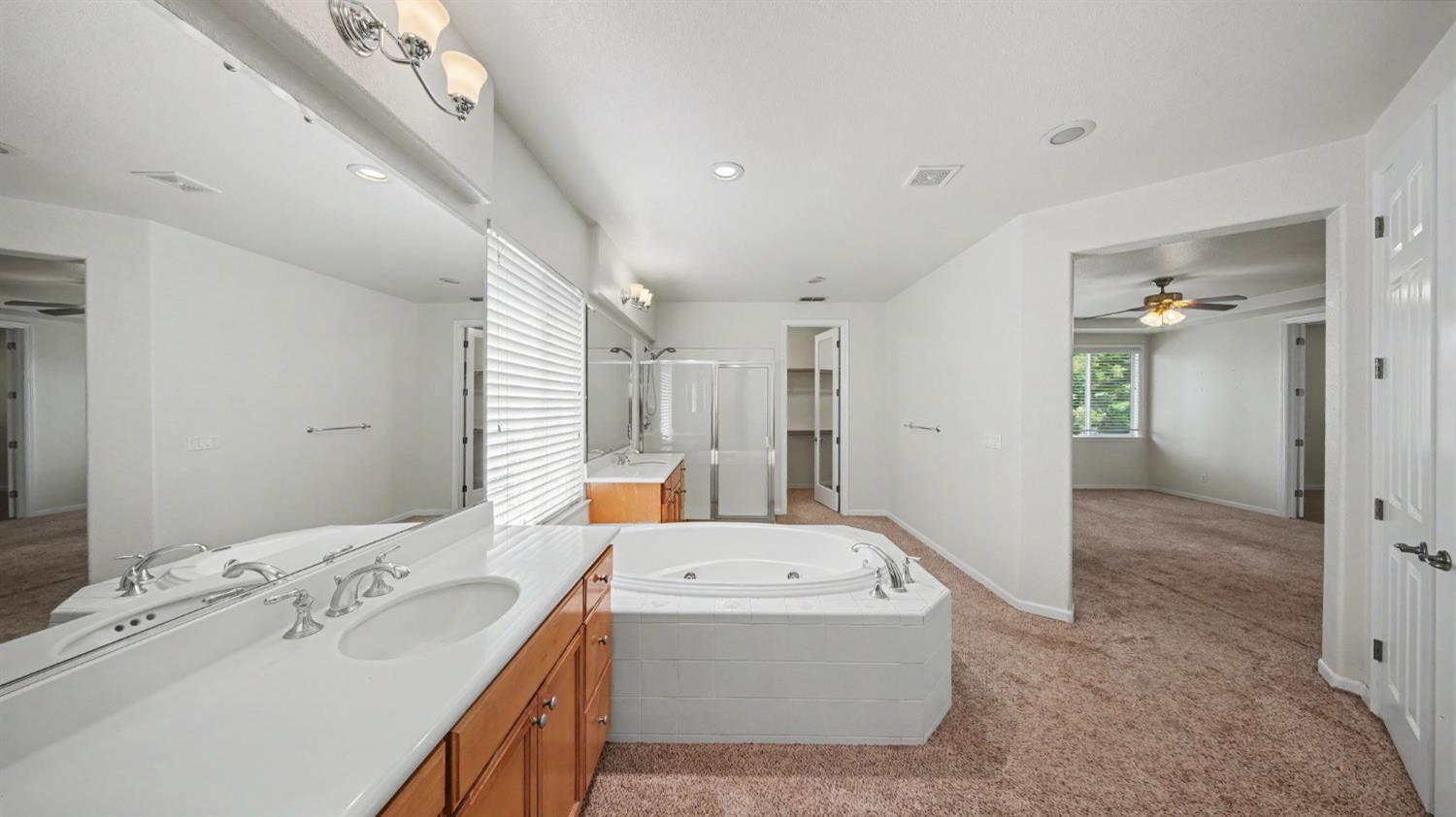 379 John Kamps Way, Ripon, CA 95366