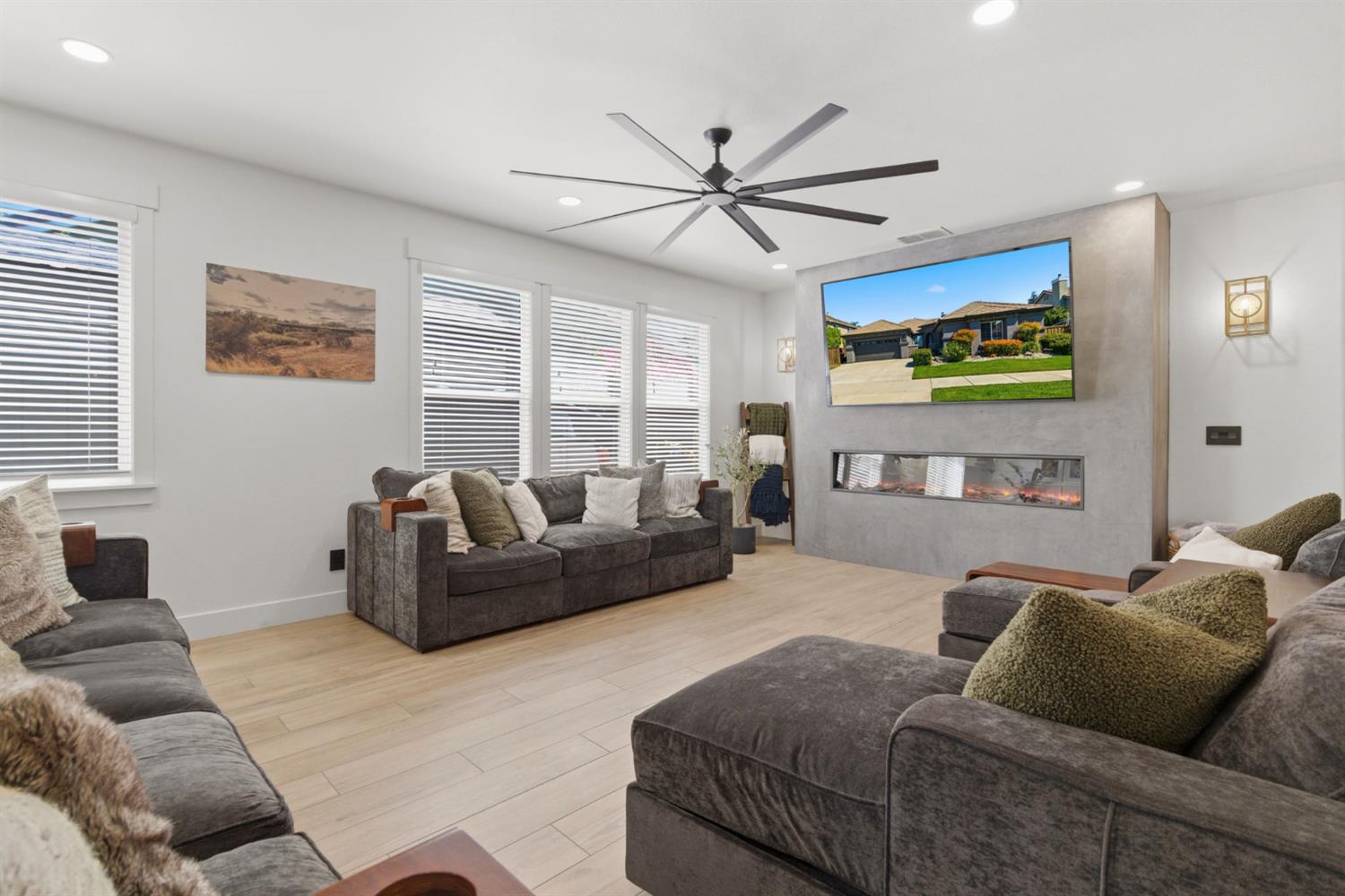 133 W Shasta, Ripon, CA 95366