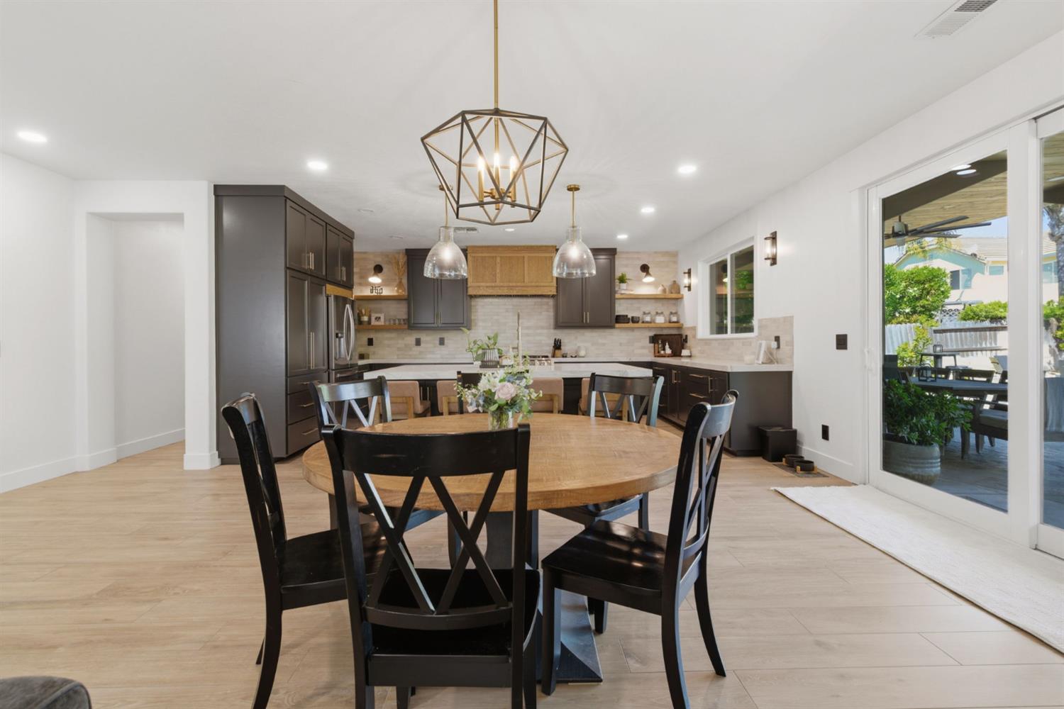 133 W Shasta, Ripon, CA 95366