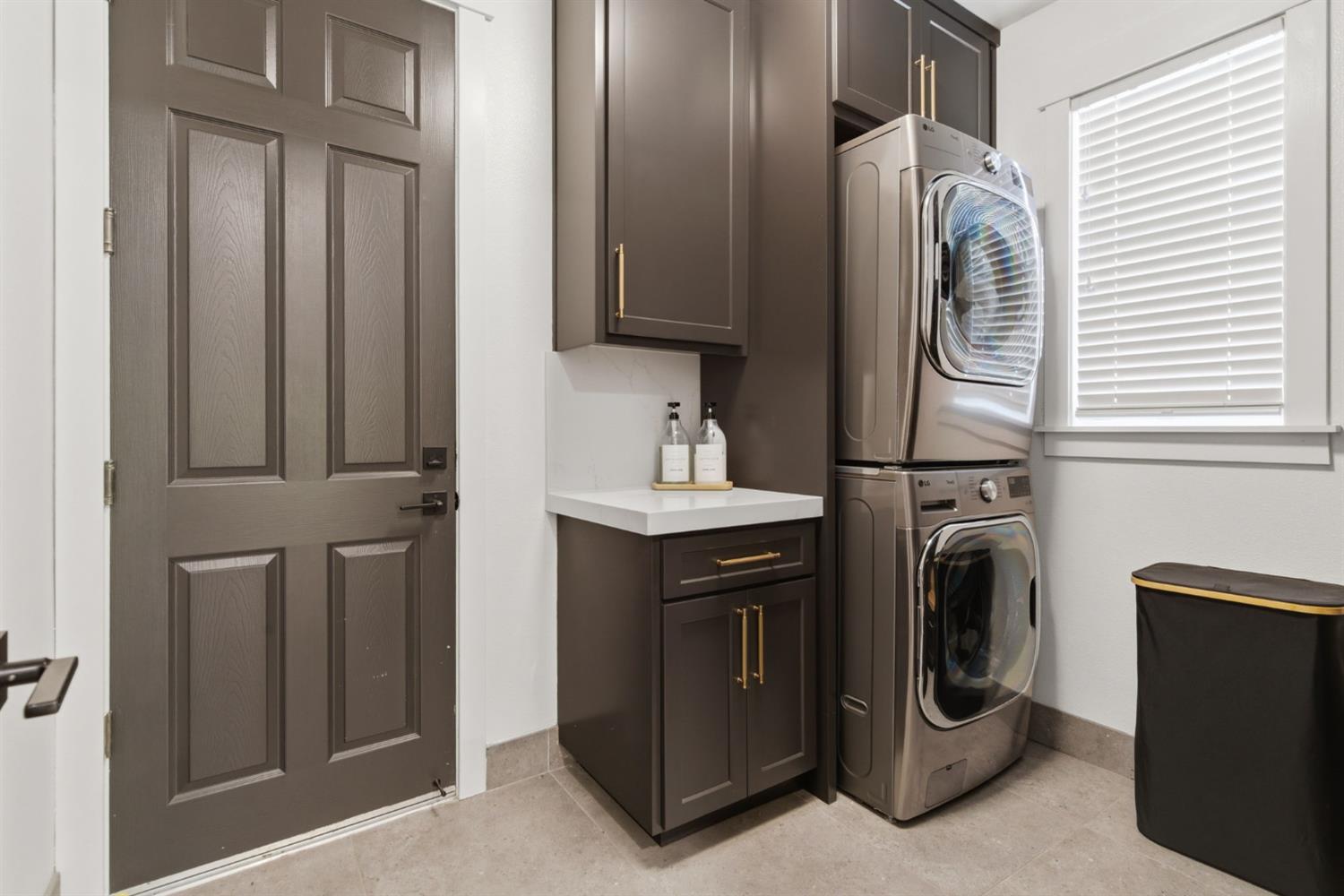 133 W Shasta, Ripon, CA 95366