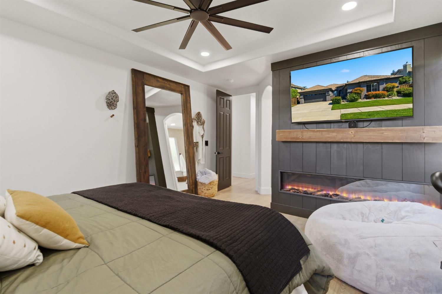 133 W Shasta, Ripon, CA 95366