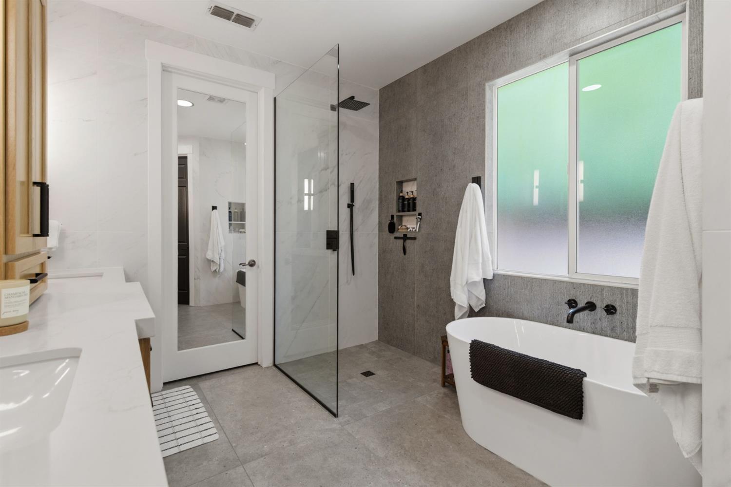 133 W Shasta, Ripon, CA 95366