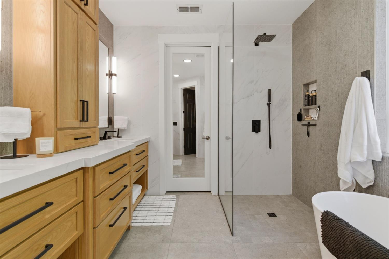 133 W Shasta, Ripon, CA 95366