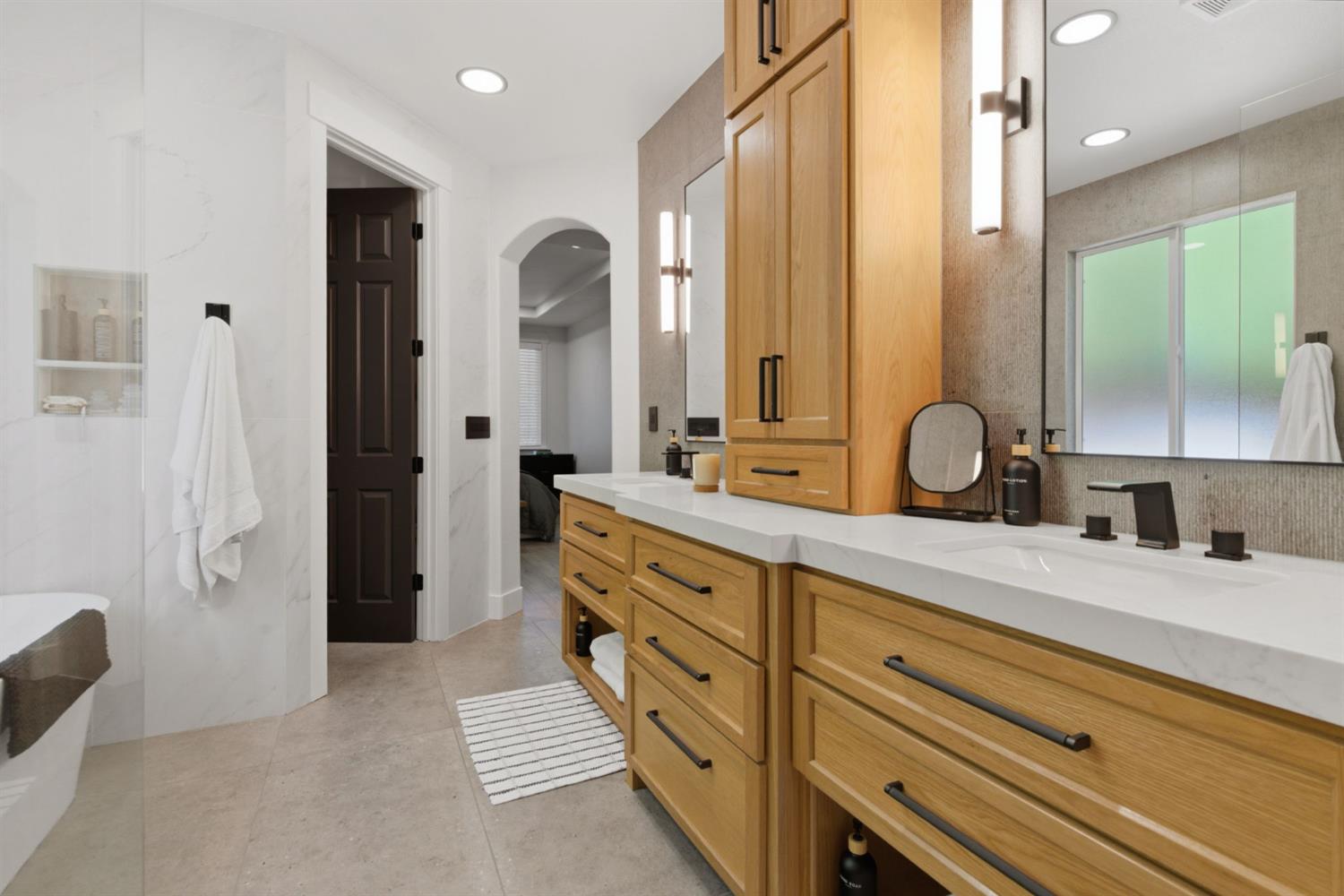 133 W Shasta, Ripon, CA 95366