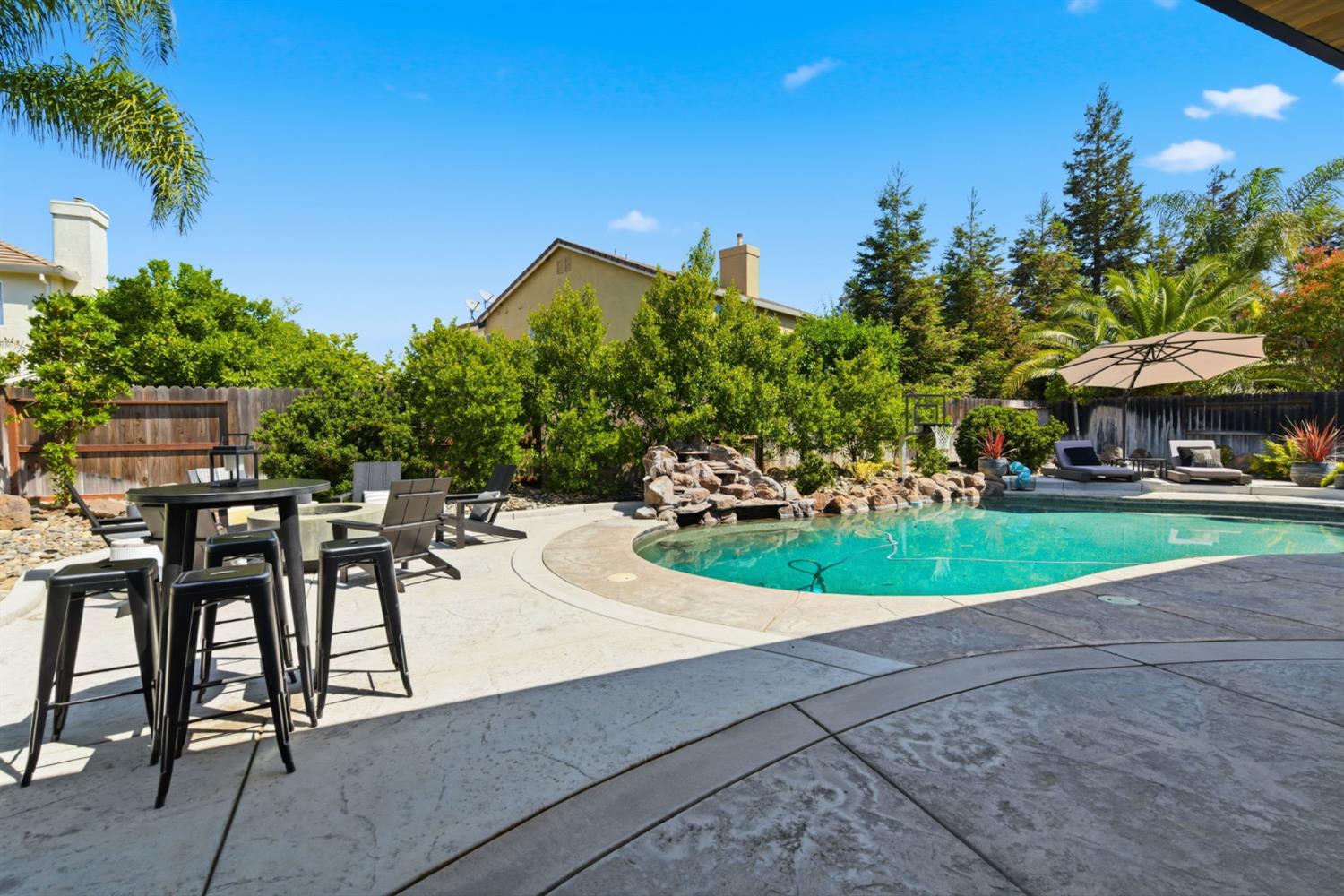 133 W Shasta, Ripon, CA 95366