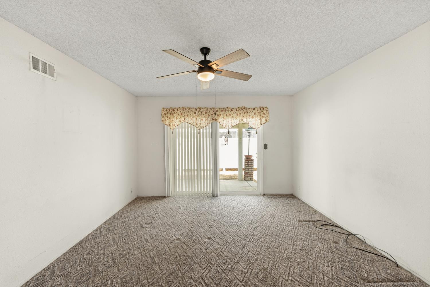 313 Marty Dr, Manteca, CA 95336