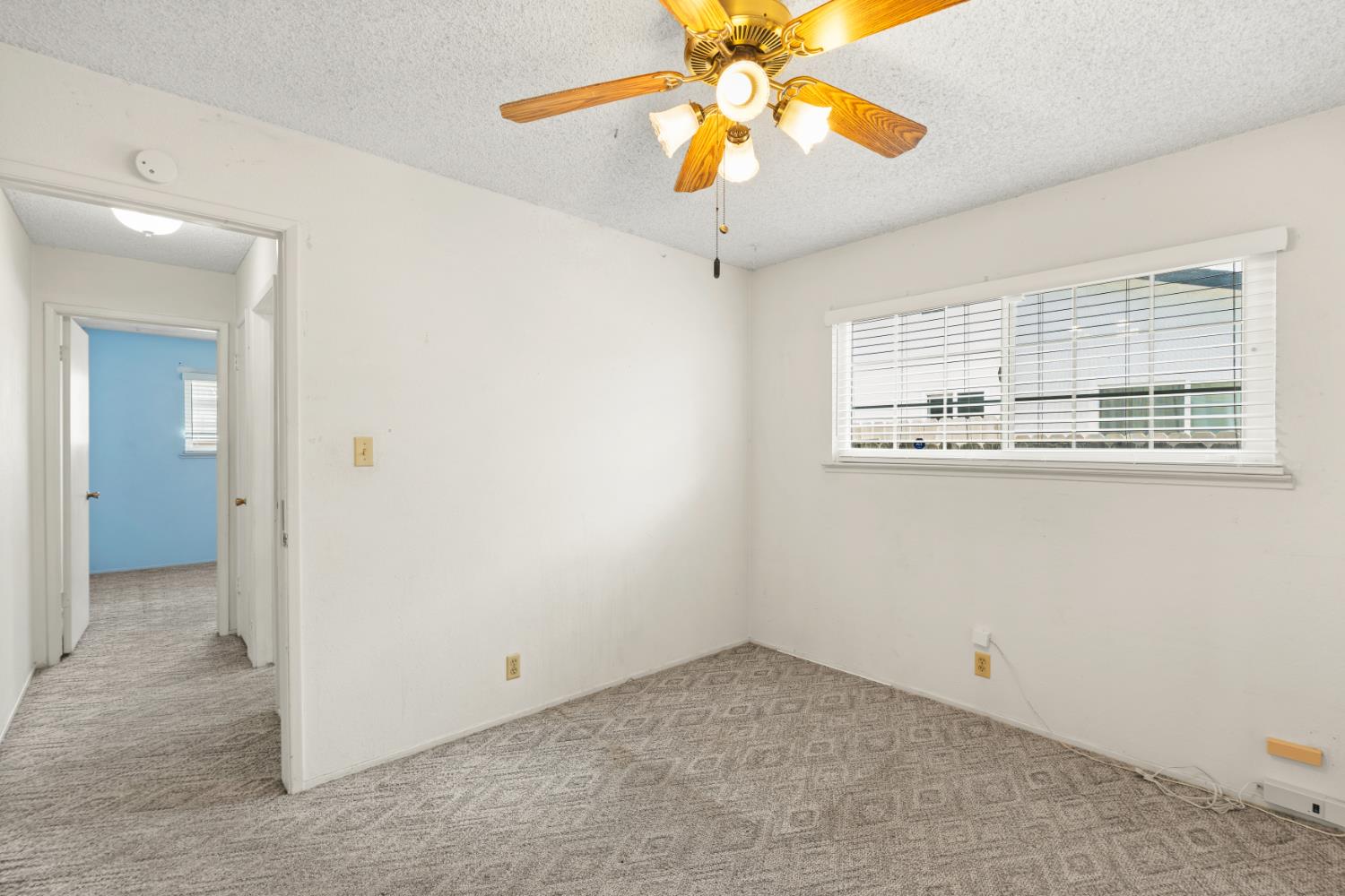 313 Marty Dr, Manteca, CA 95336