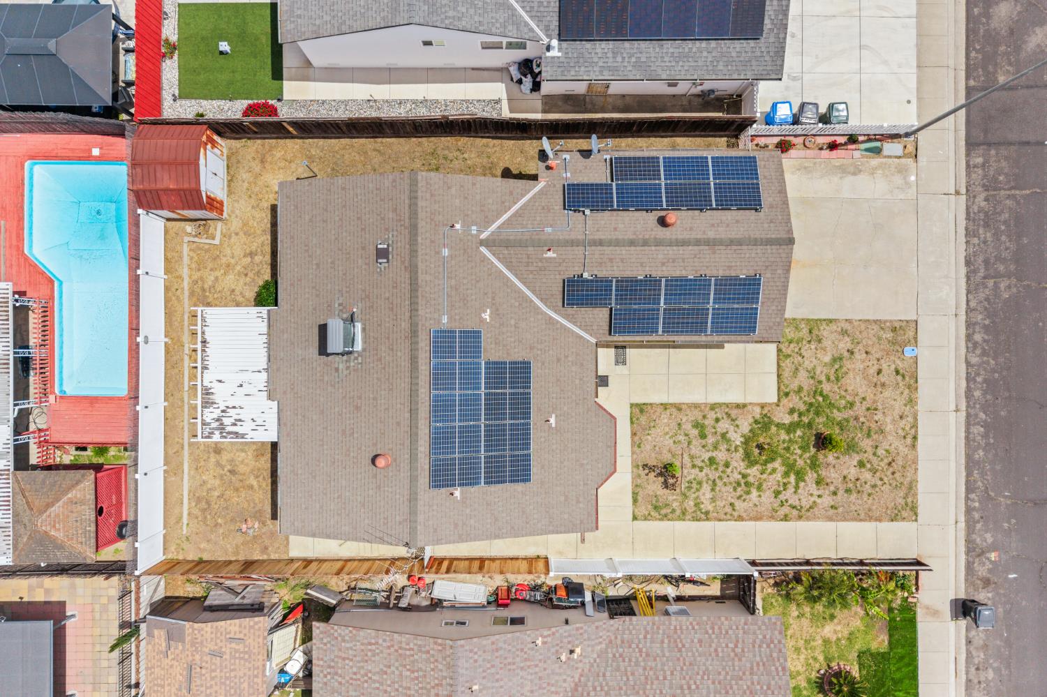 313 Marty Dr, Manteca, CA 95336