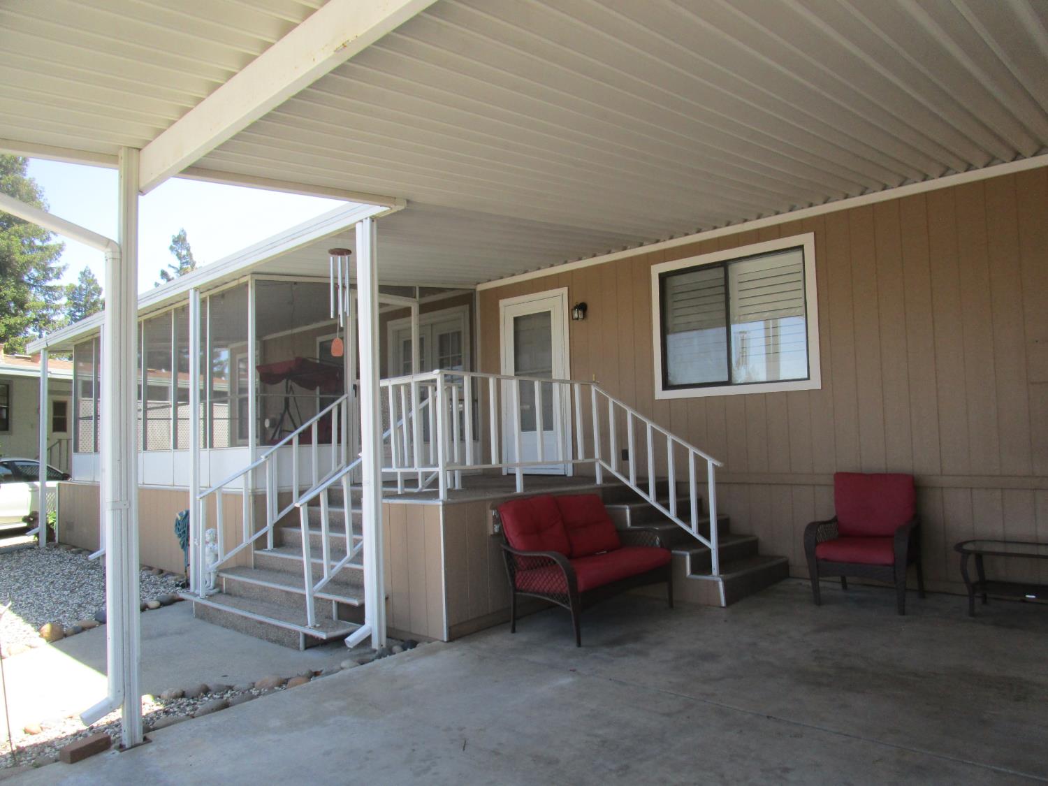 1500 Held Dr #136, Modesto, CA 95355
