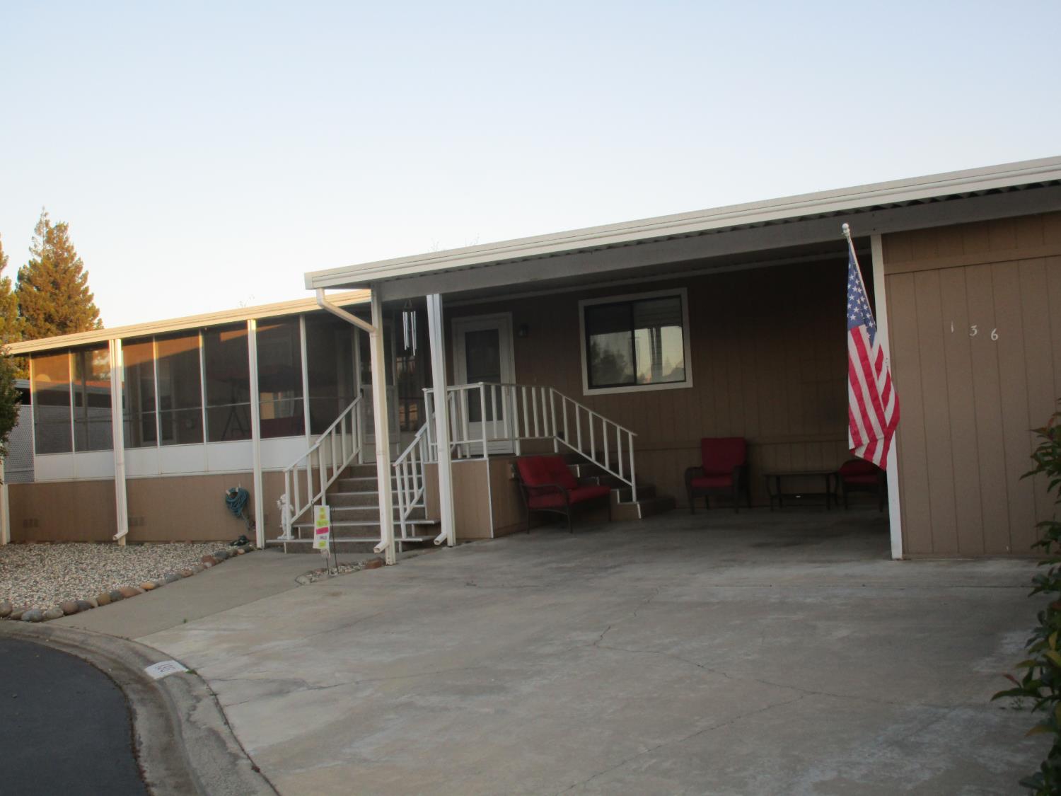 1500 Held Dr #136, Modesto, CA 95355
