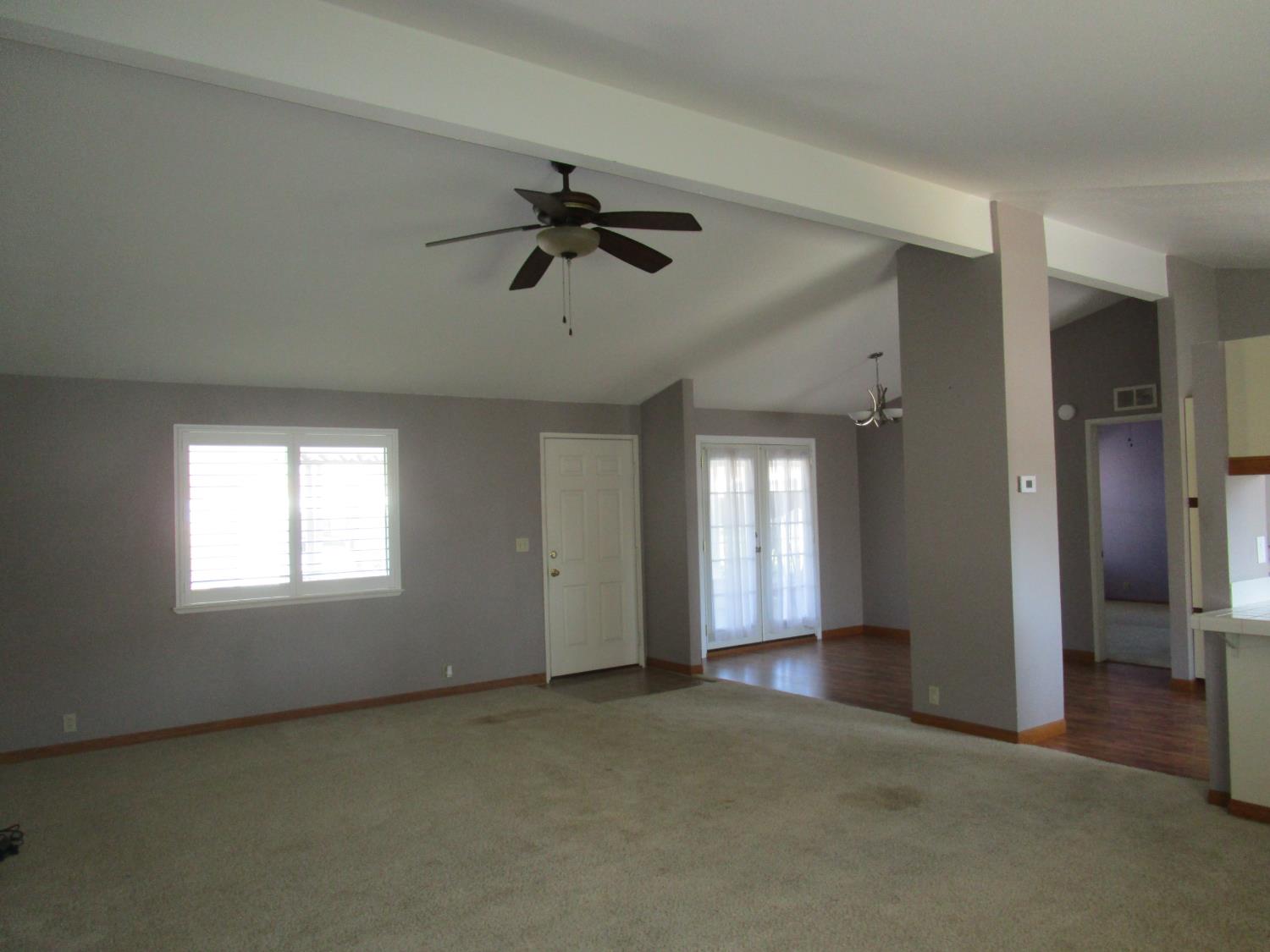 1500 Held Dr #136, Modesto, CA 95355