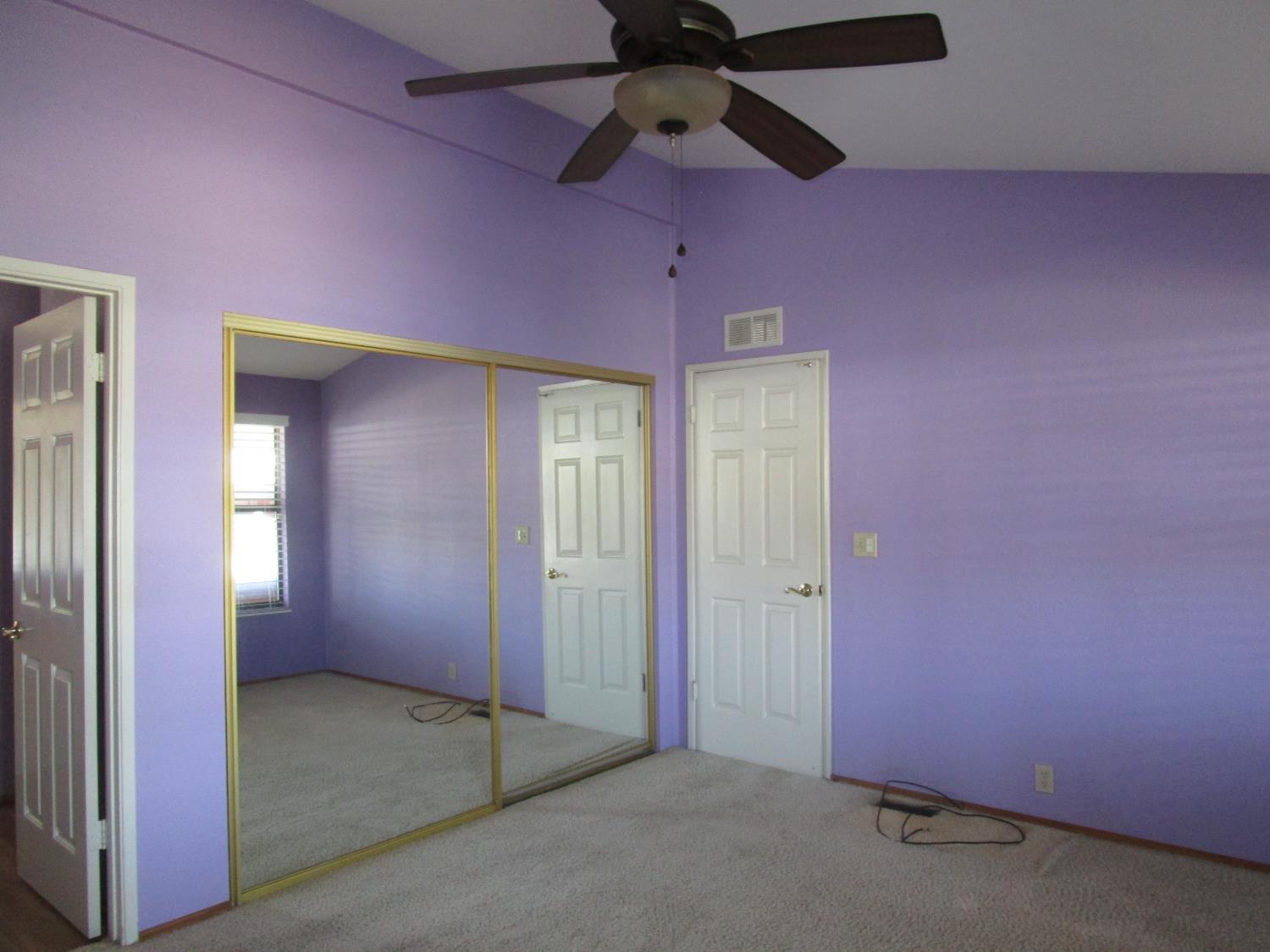 1500 Held Dr #136, Modesto, CA 95355