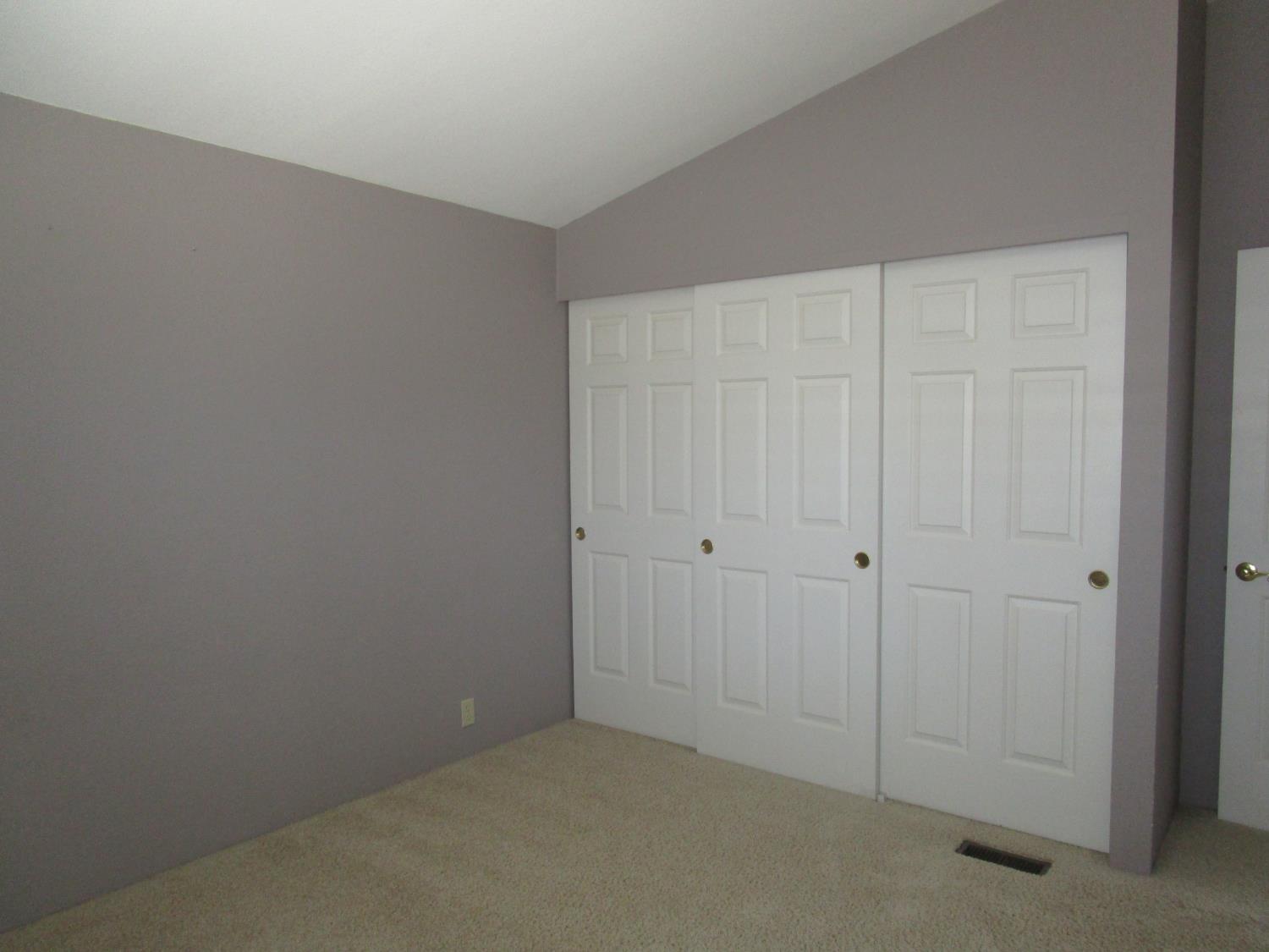 1500 Held Dr #136, Modesto, CA 95355