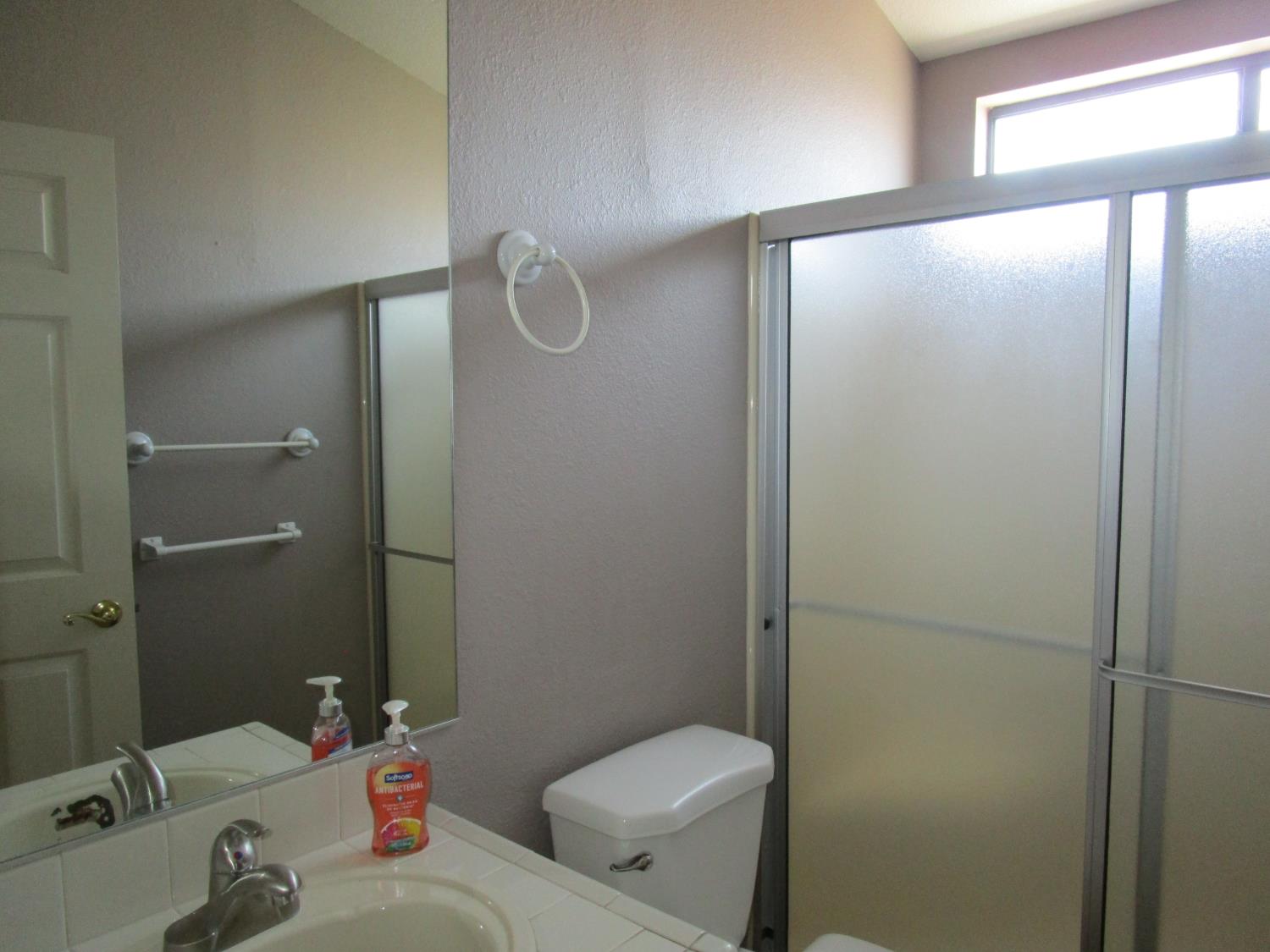 1500 Held Dr #136, Modesto, CA 95355