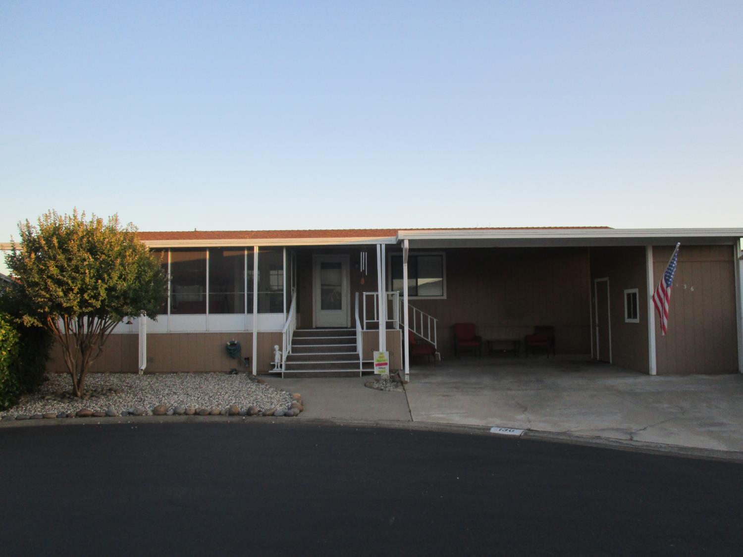 1500 Held Dr #136, Modesto, CA 95355
