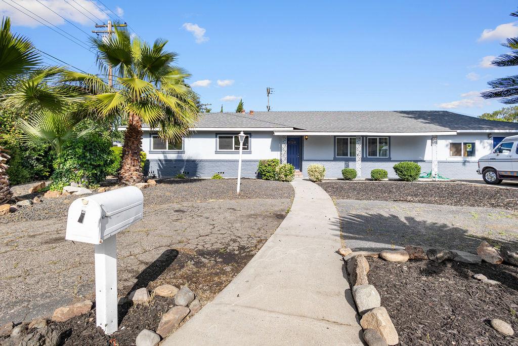 1124 Lakewood Ave, Modesto, CA 95355