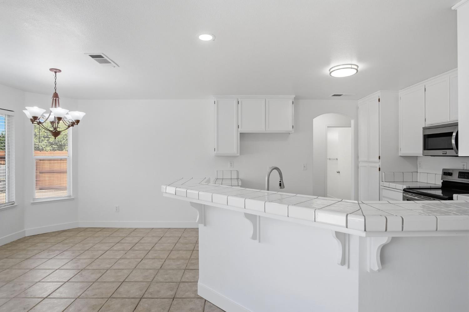 2701 Mozart Dr, Modesto, CA 95358